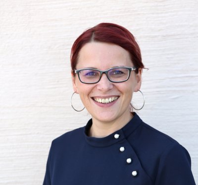 Prokuristin Heike Michalk. Ansprechpartner für Finanzen und Personal