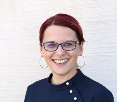 Prokuristin Heike Michalk. Ansprechpartner für Finanzen und Personal